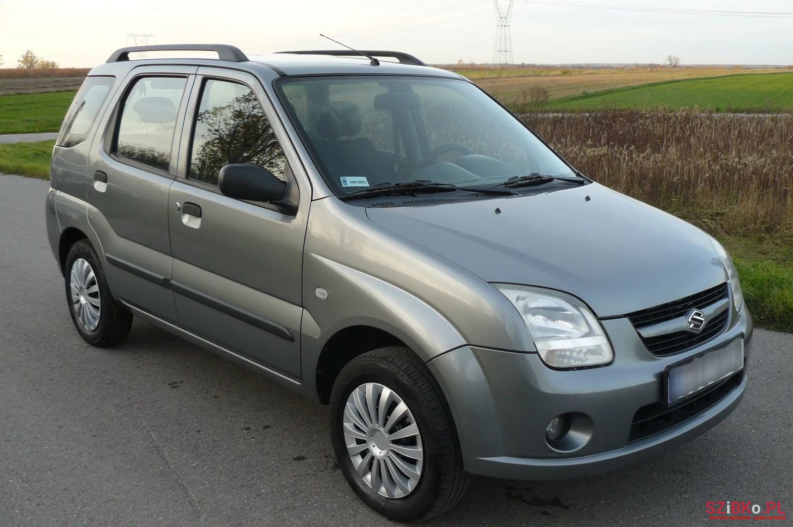 2005' Suzuki Ignis photo #1