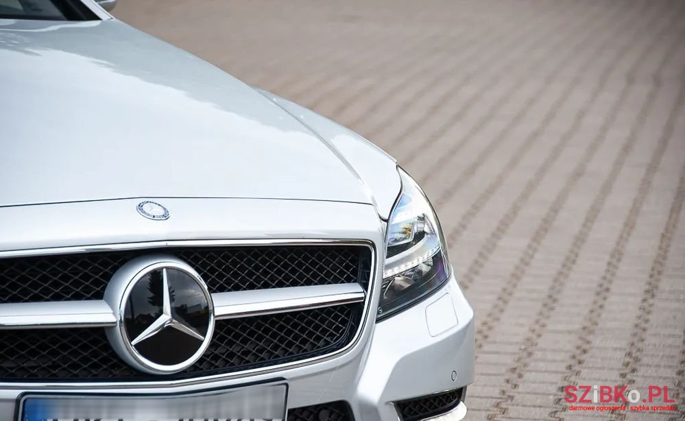 2010' Mercedes-Benz CLS photo #6