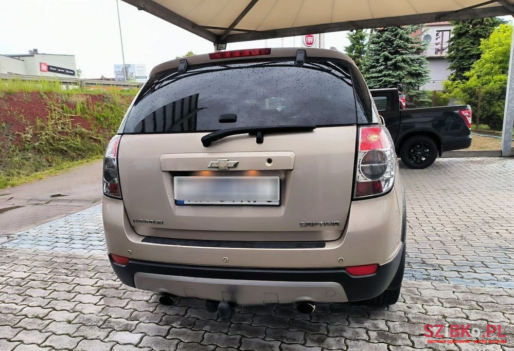 2012' Chevrolet Captiva photo #3