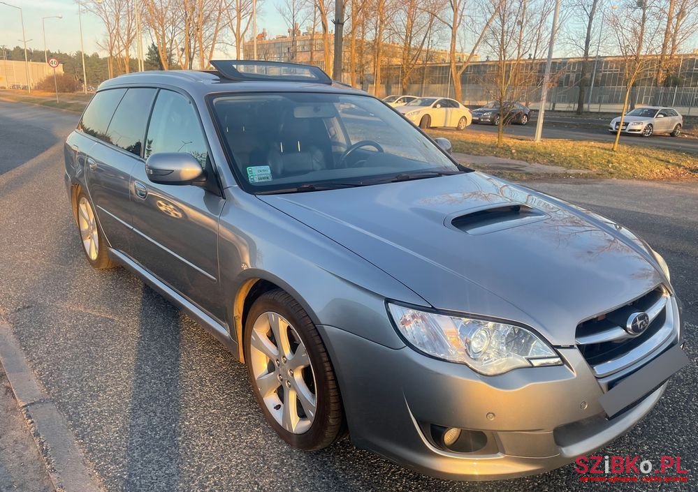 2008' Subaru Legacy photo #3