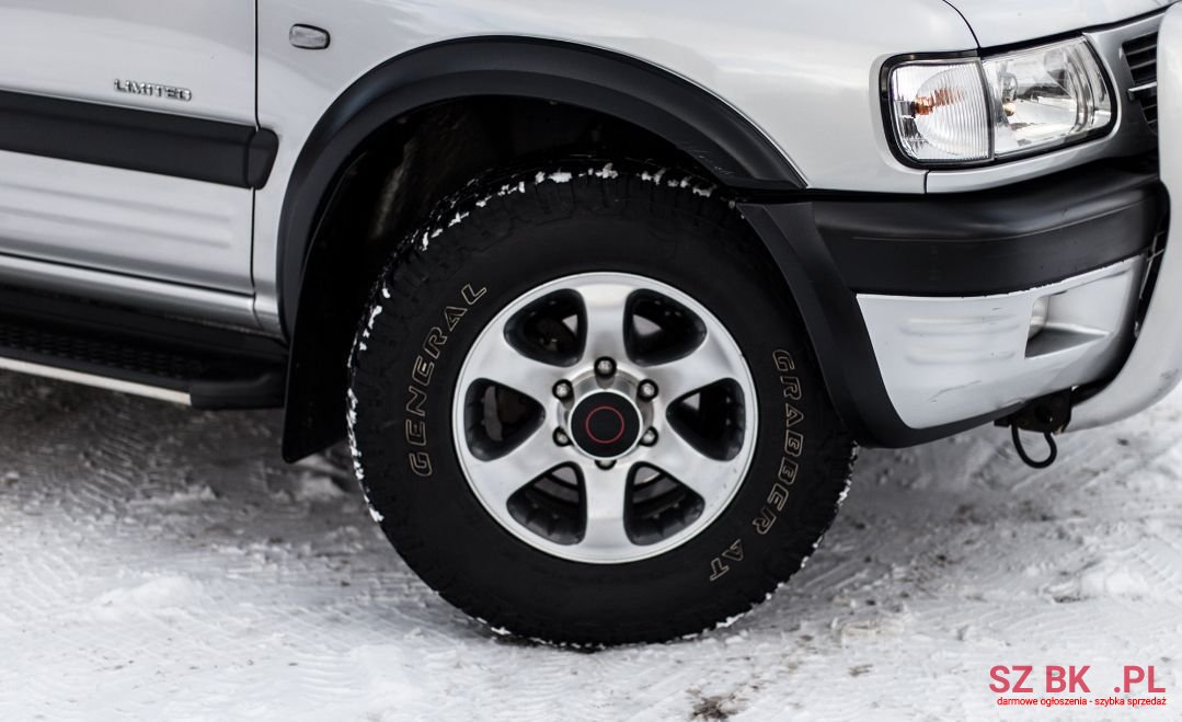 2002' Opel Frontera photo #4