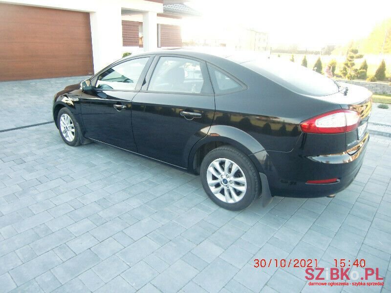 2013' Ford Mondeo photo #2