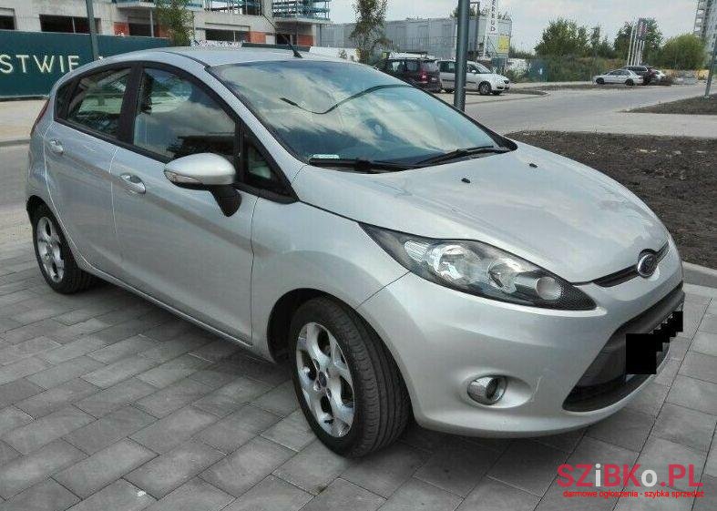 2012' Ford Fiesta photo #1