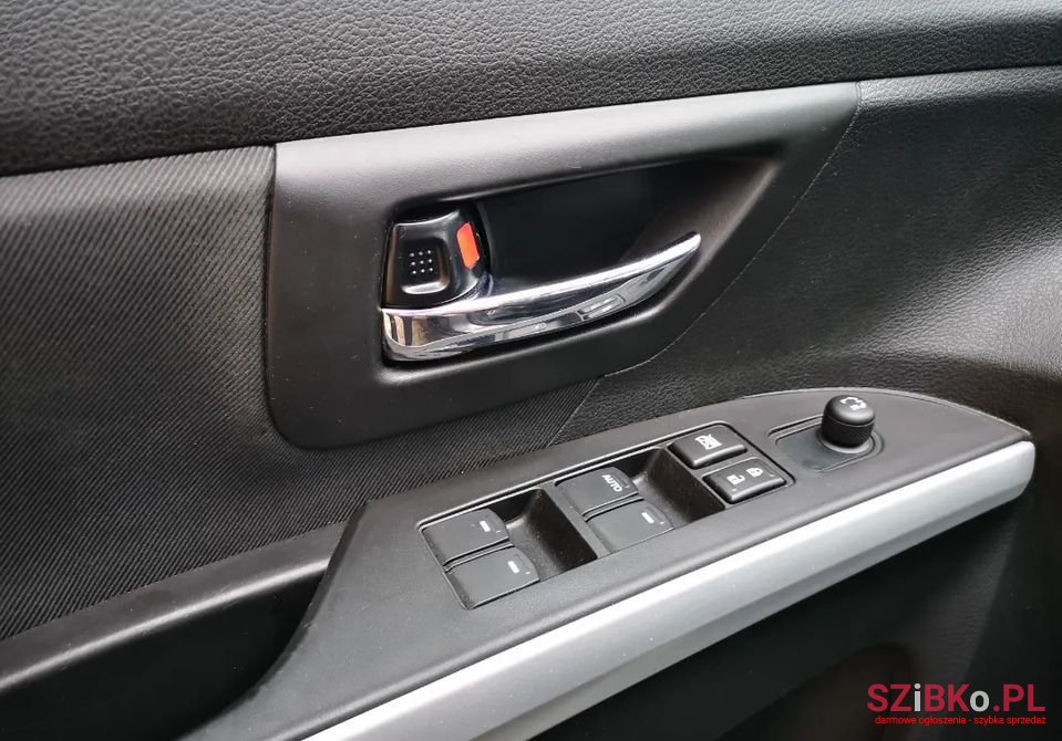 2017' Suzuki Sx4 S-Cross photo #5