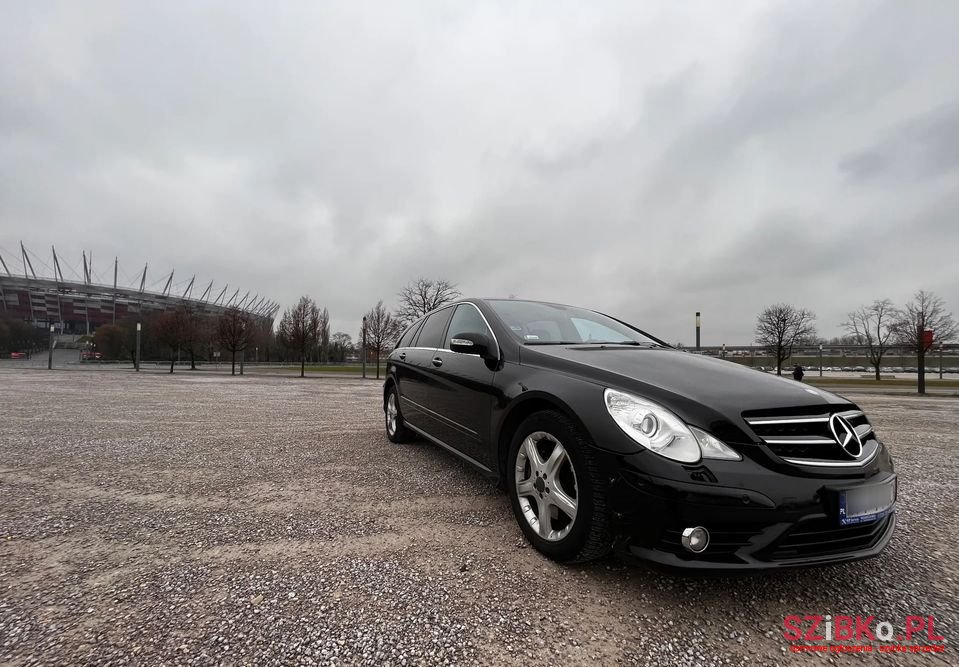 2009' Mercedes-Benz R-Class photo #3