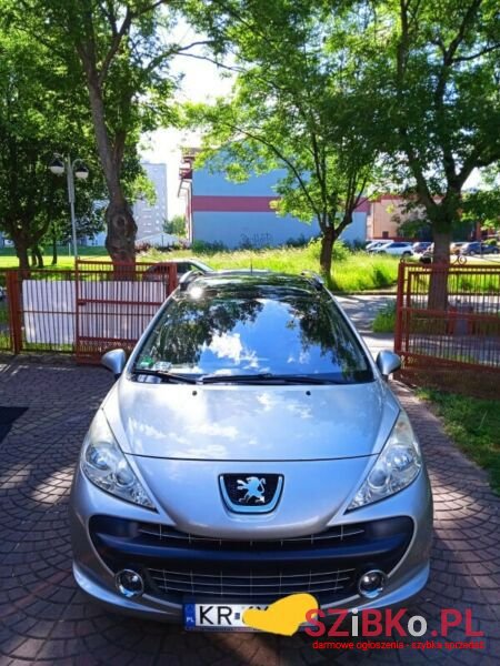 2008' Peugeot 207 Sw photo #2