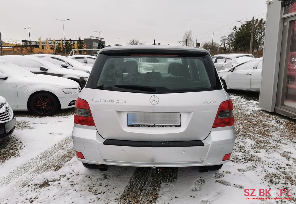 2011' Mercedes-Benz GLK photo #4