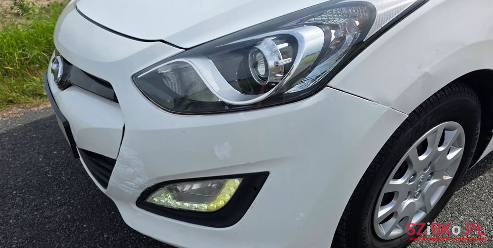 2013' Hyundai i30 1.4 Classic photo #5
