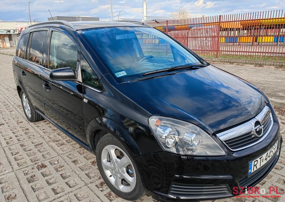 2005' Opel Zafira photo #2