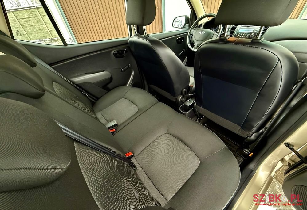 2012' Hyundai i10 1.1 Style photo #6