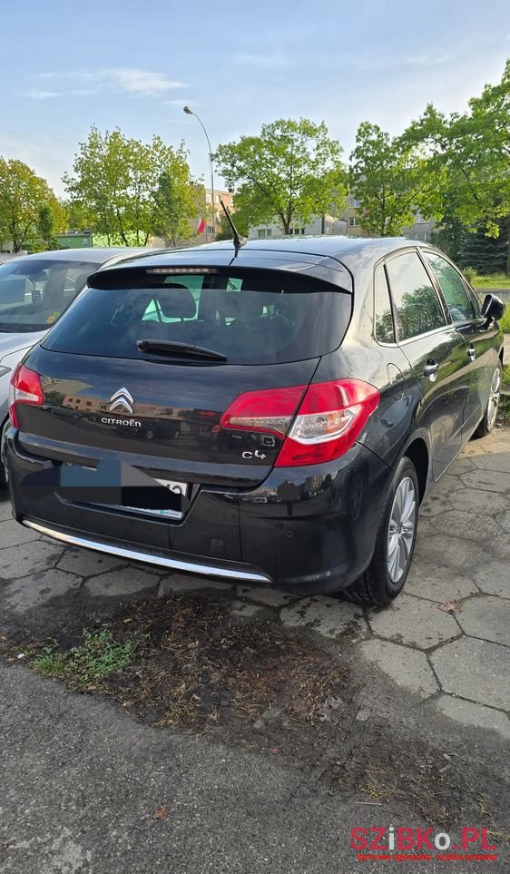 2011' Citroen C4 photo #5