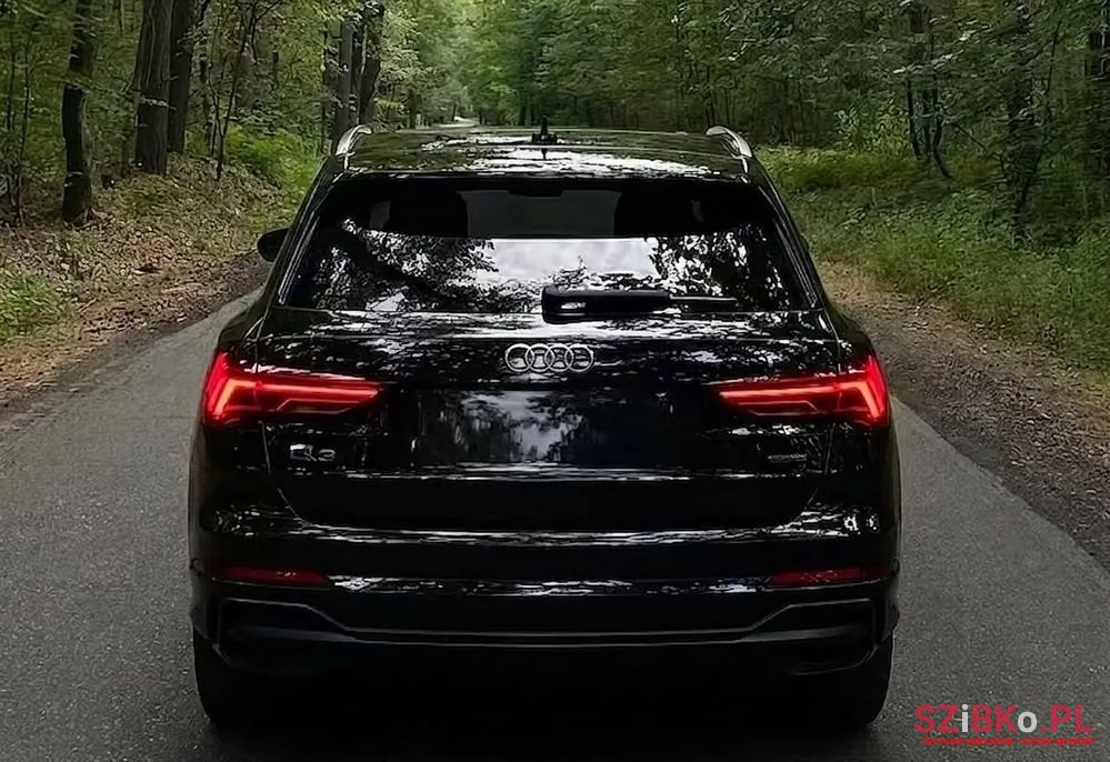 2020' Audi Q3 photo #2