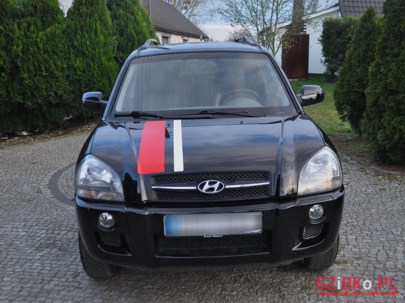 2006' Hyundai Tucson 2.0 Comfort 2Wd photo #2