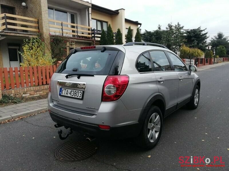 2006' Chevrolet Captiva photo #3
