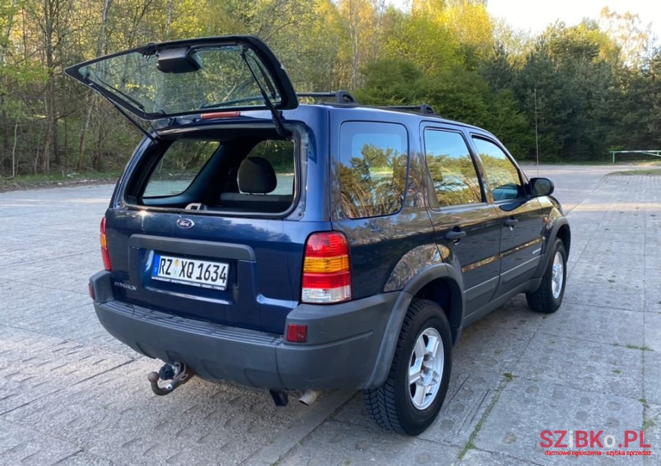 2003' Ford Maverick photo #5