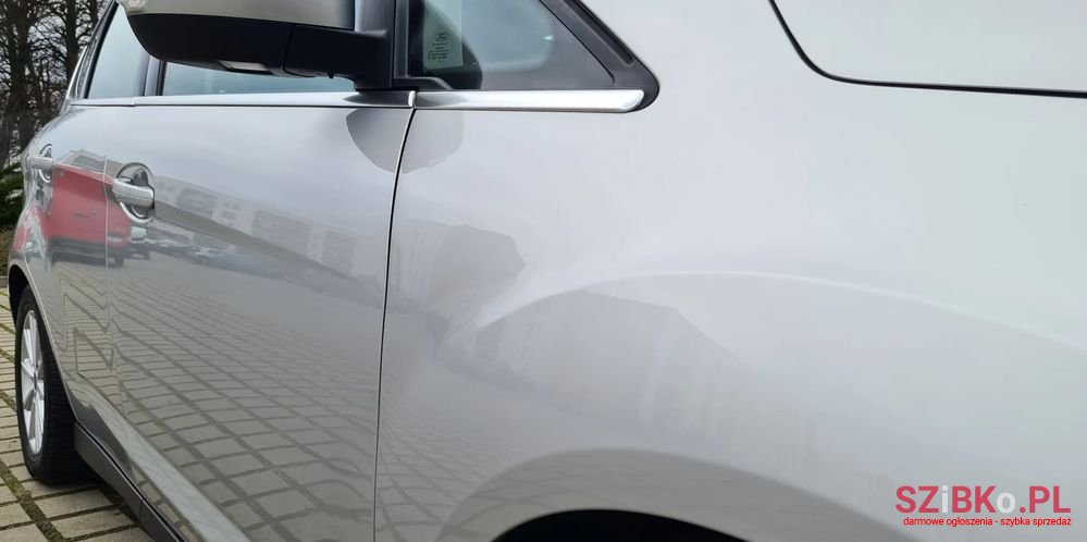 2015' Ford C-MAX photo #4