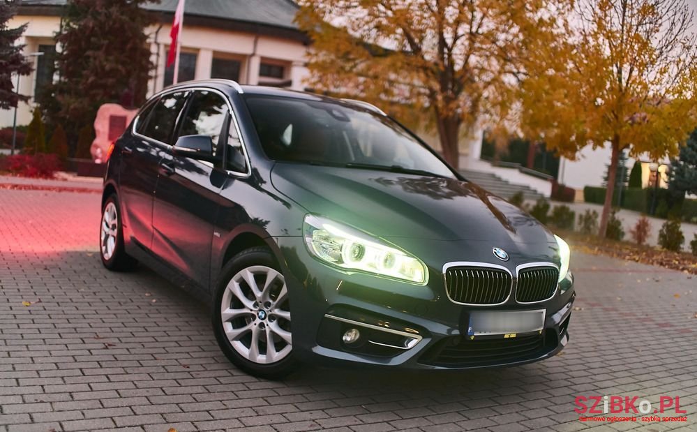 2016' BMW 2 Series 218D photo #3
