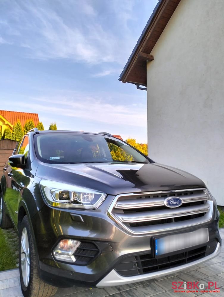 2017' Ford Kuga photo #2