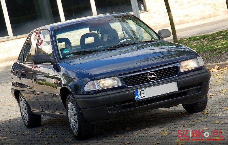 2000' Opel Astra photo #1