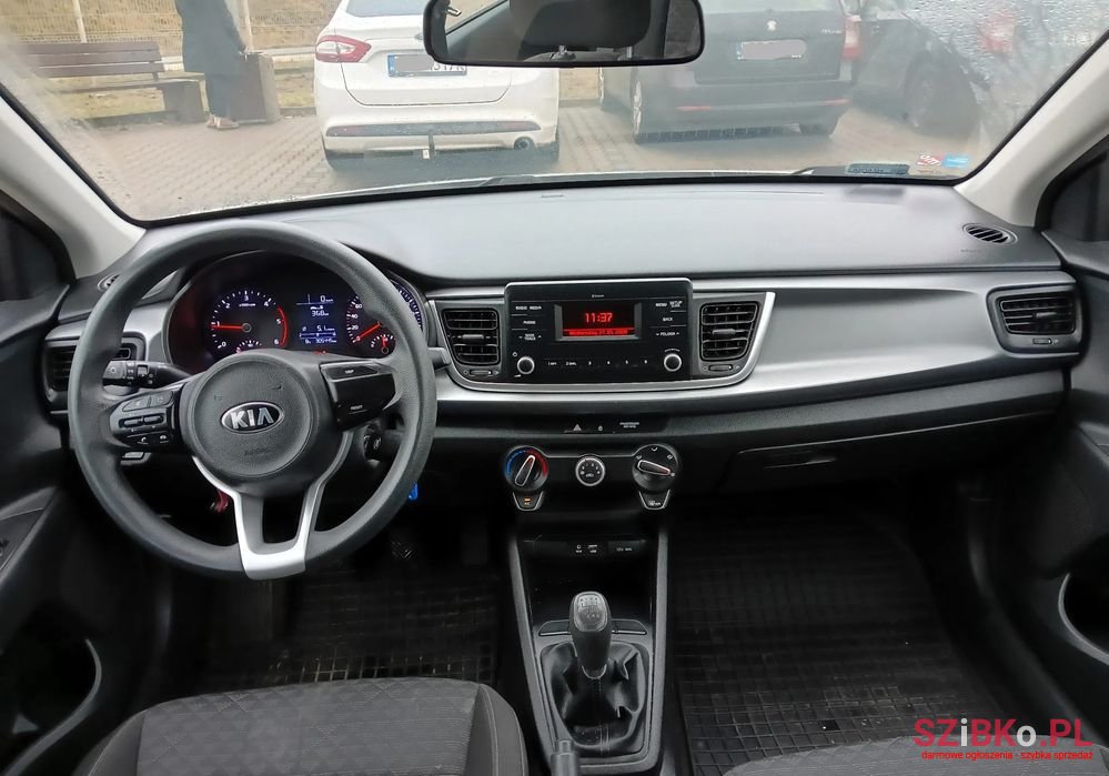 2017' Kia Rio 1.4 Crdi M photo #6