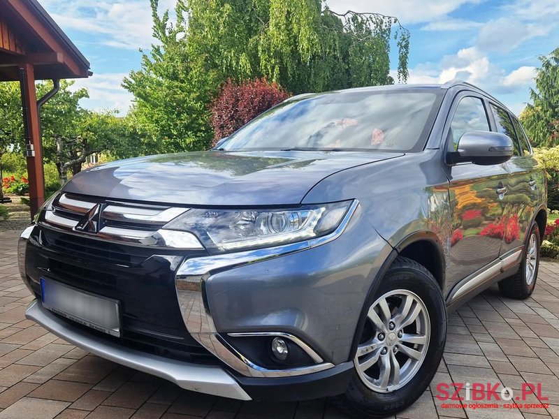 2017' Mitsubishi Outlander 2.0 Invite + 2Wd photo #2