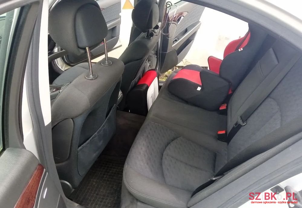 2005' Mercedes-Benz E-Class photo #5