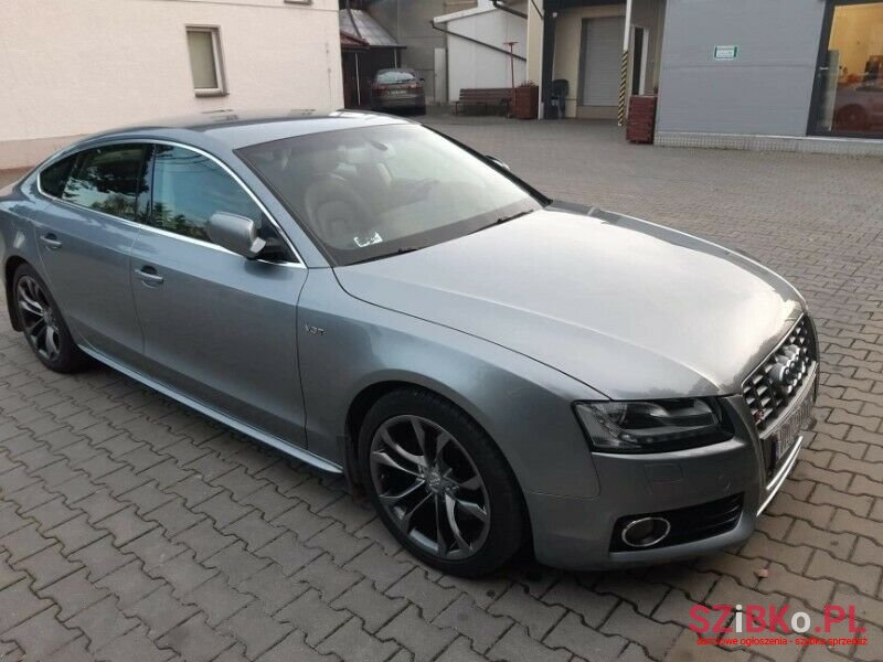 2010' Audi S5 photo #2