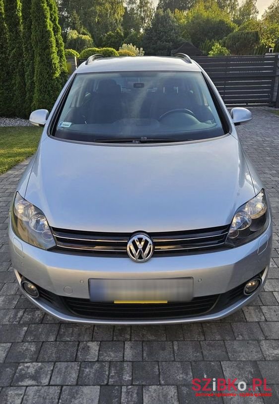 2011' Volkswagen Golf Plus 1.6 Tdi Comfortline photo #1