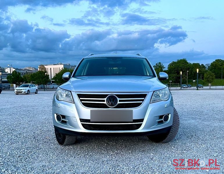 2008' Volkswagen Tiguan photo #3