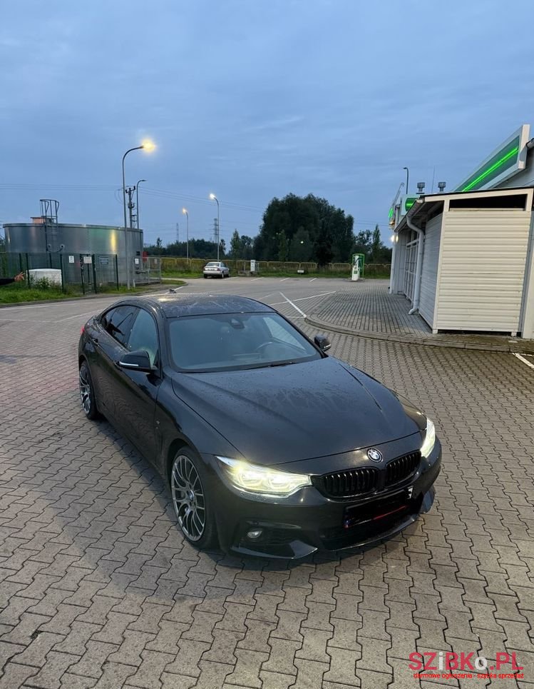 2018' BMW 4 Series 420D M Sport photo #1