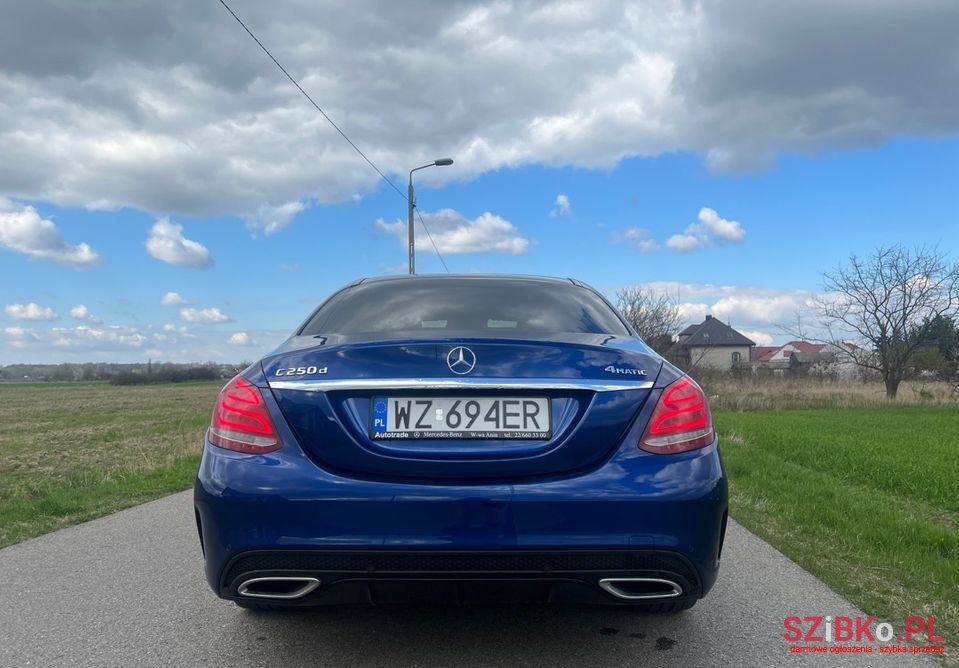 2018' Mercedes-Benz Klasa C photo #5