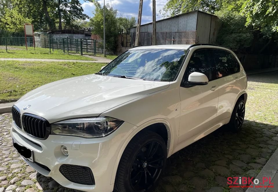 2017' BMW X5 photo #2
