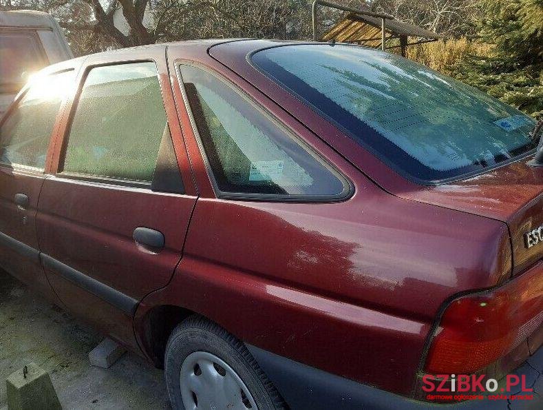 1997' Ford Focus photo #2