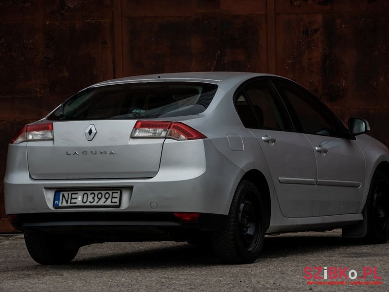 2009' Renault Laguna photo #3