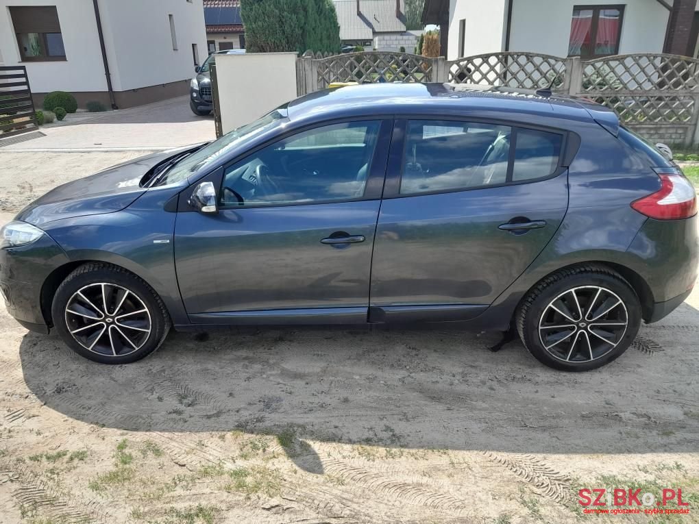 2013' Renault Megane photo #3