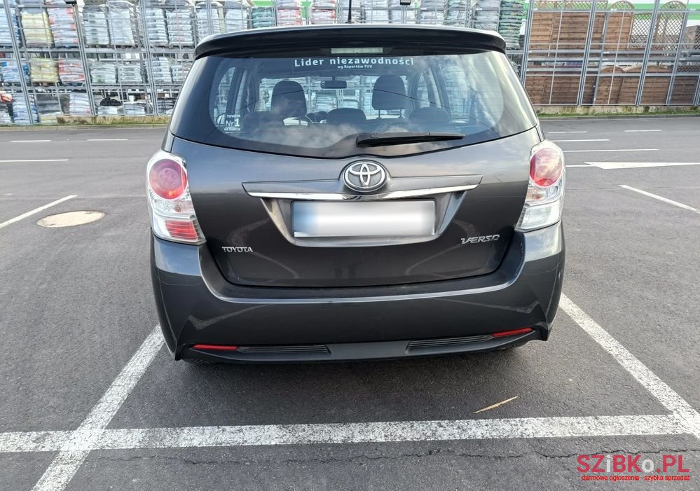 2013' Toyota Verso photo #5