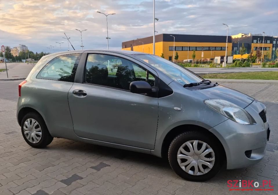 2006' Toyota Yaris photo #4