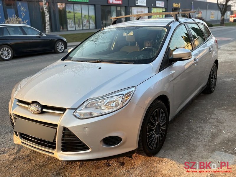 2012' Ford Focus photo #2