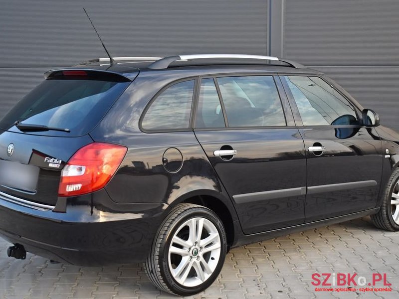 2010' Skoda Fabia photo #4