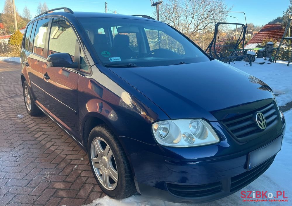 2006' Volkswagen Touran 1.9 Tdi Basis photo #3