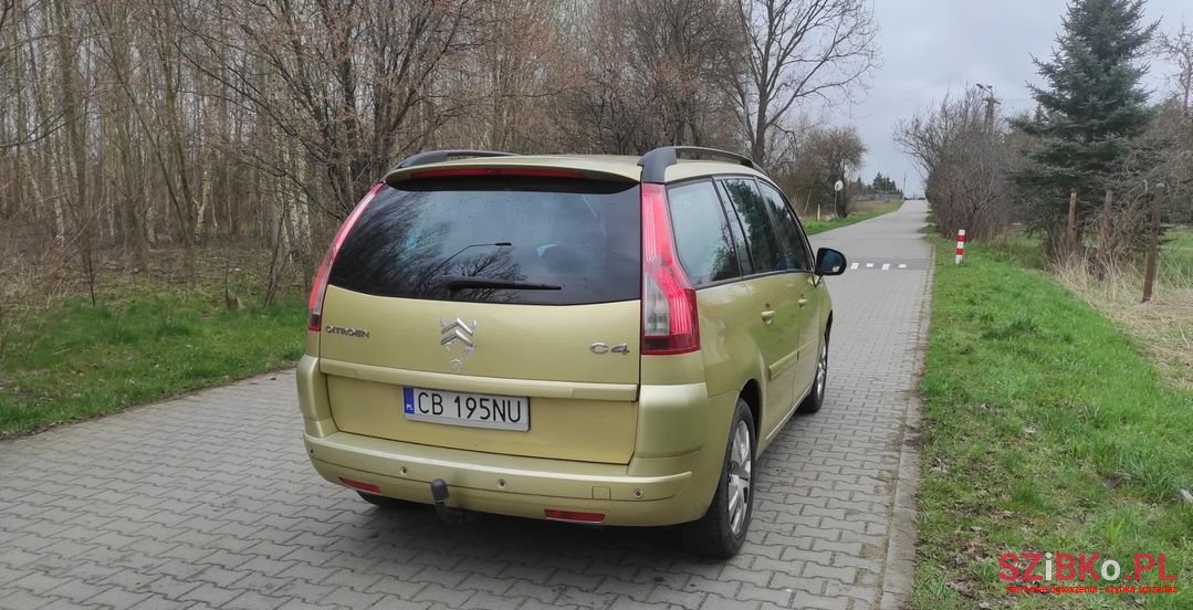 2007' Citroen C4 Grand Picasso photo #3