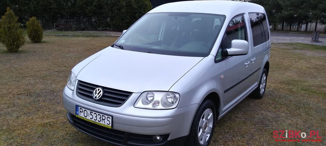 2010' Volkswagen Caddy photo #3