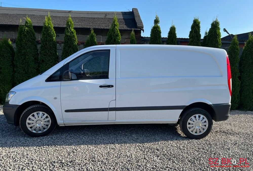 2014' Mercedes-Benz Vito photo #3