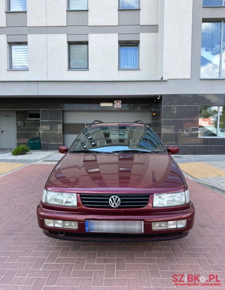 1994' Volkswagen Passat Variant 1.8 Gl photo #3
