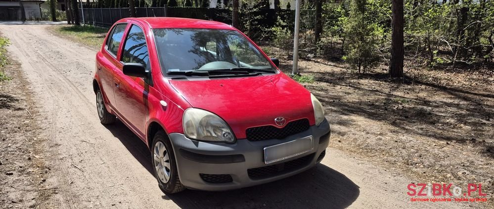 2003' Toyota Yaris 1.0 Base photo #1