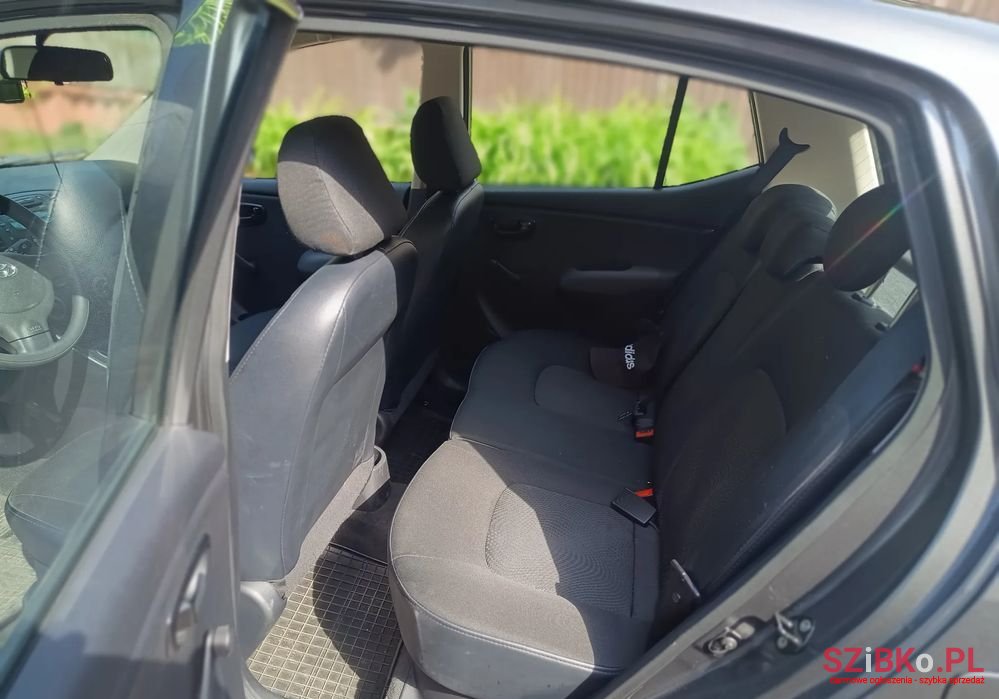 2012' Hyundai i10 1.1 Classic (Klm) photo #5