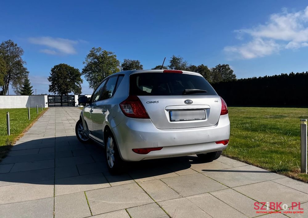 2010' Kia Ceed photo #6