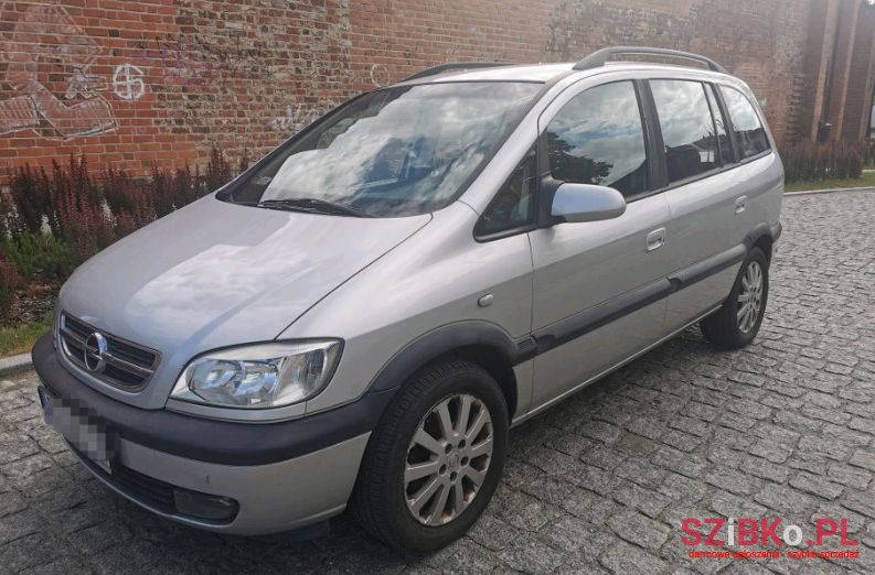 2003' Opel Zafira photo #1