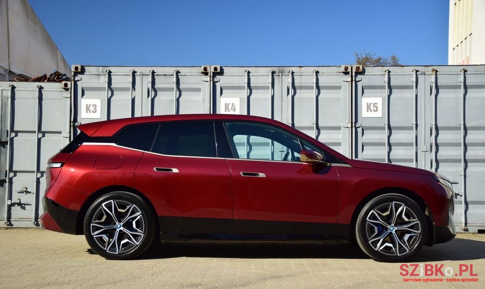 2022' BMW iX photo #2