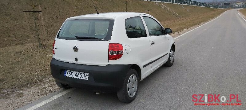 2010' Volkswagen Fox photo #5